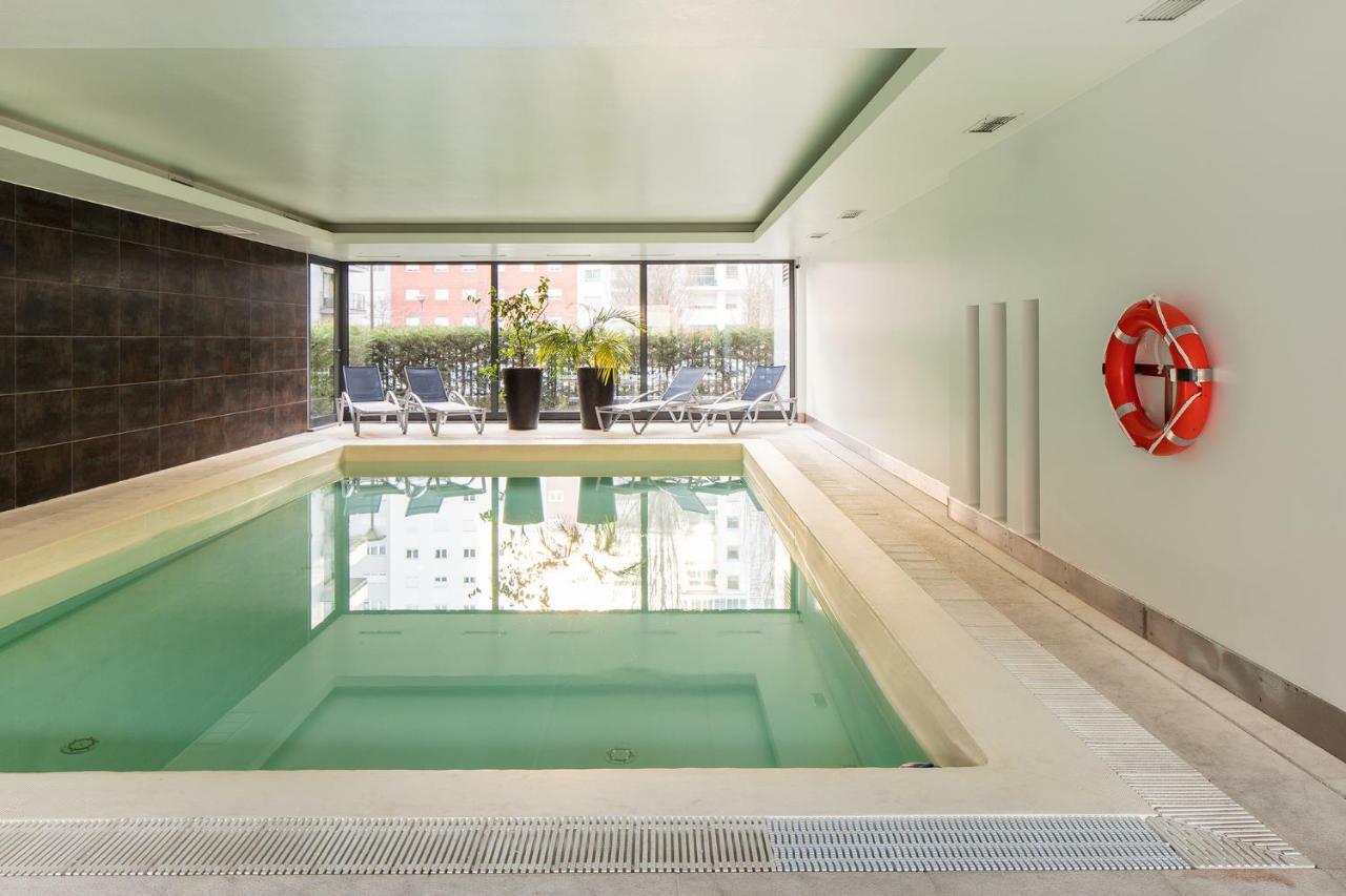 Skyscraper Riverview Lisbon With Indoor Pool 외부 사진